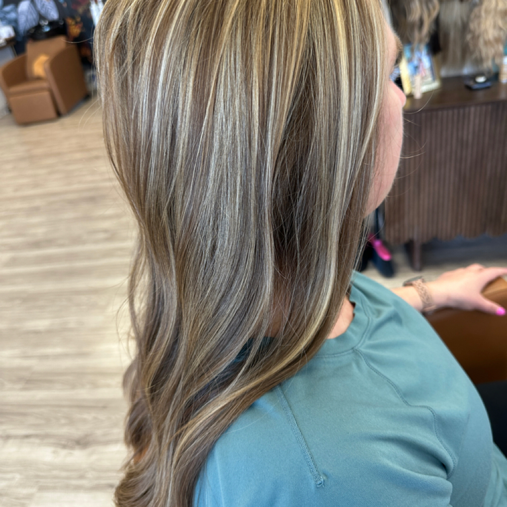 V Lights at Frey. Beauty Bar in Dubuque, IA