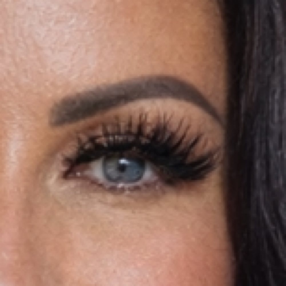 Valentine’s Day Brow special 💘 at Lake Tapps Beauty Bar & Wellness in Bonney Lake, WA