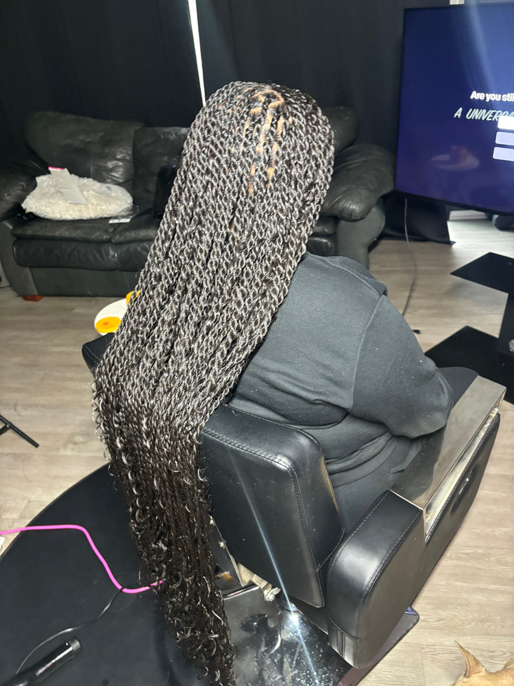 Small Boho Island Twists