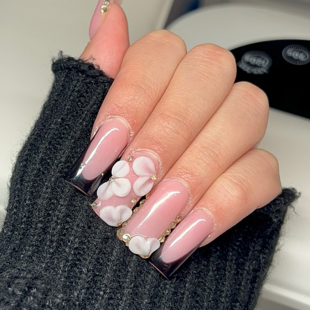 Medium Full Set - Acrylic at Nailzzbymariah in ALEXANDRIA, VA
