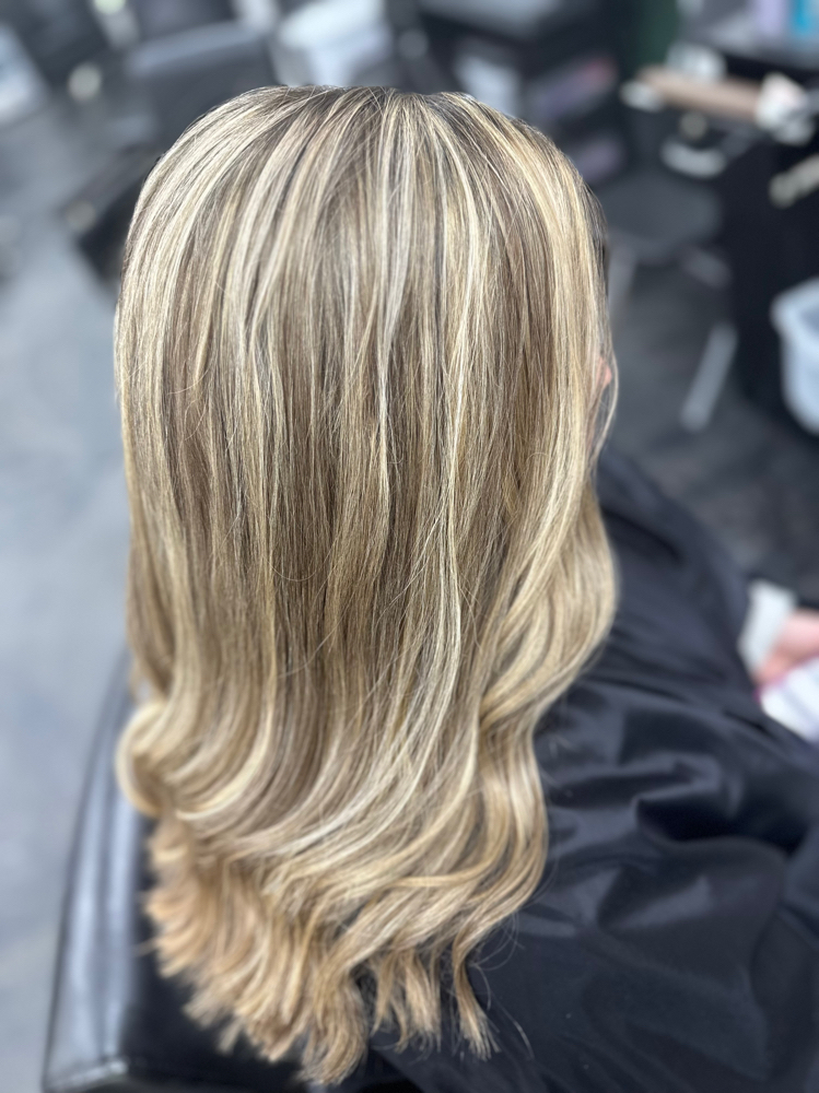 Women’s Cut & Style
