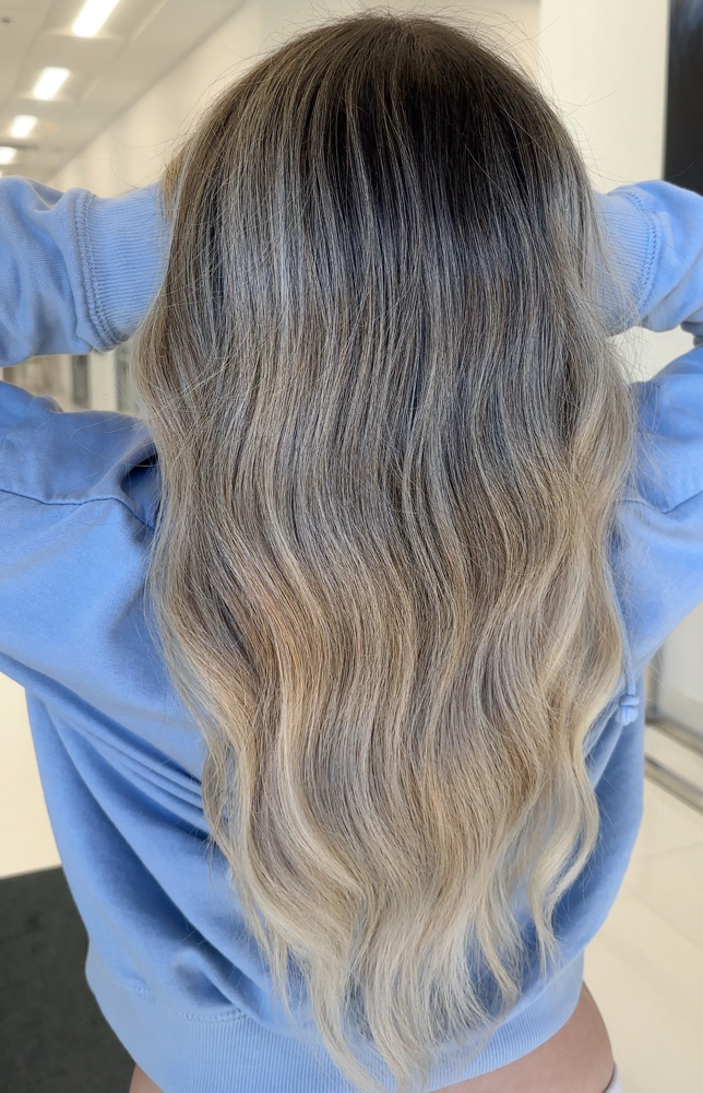Partial Balayage w Haircut