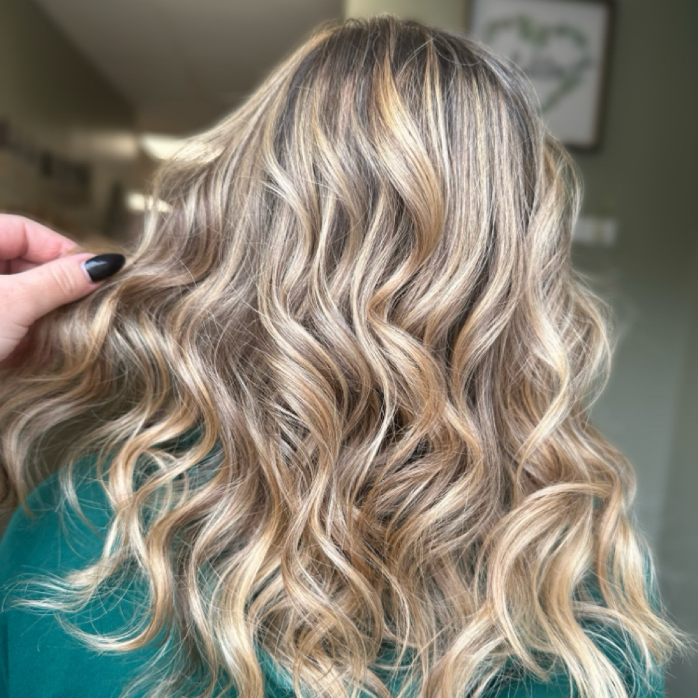 Highlight Packages at Maezing Beauty in Warrenton, VA