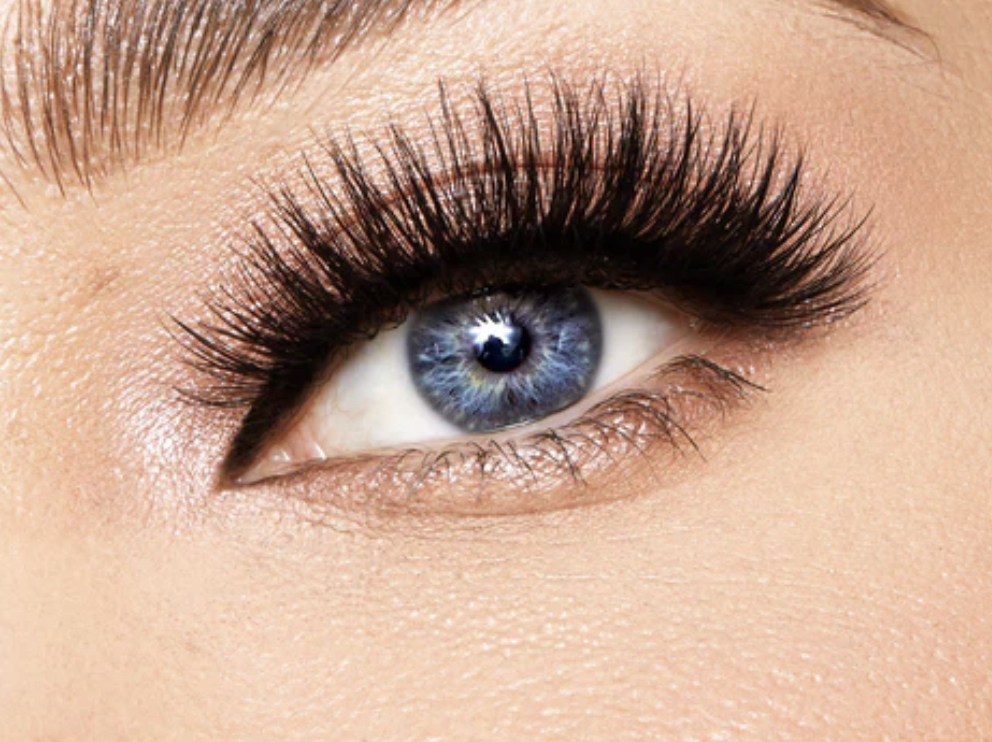 Mega Full Set at HEAVENLY LASH SPA in Libertyville, IL