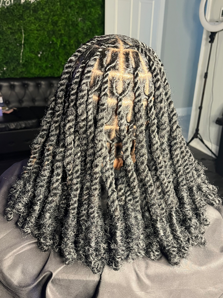 Invisible Locs Short