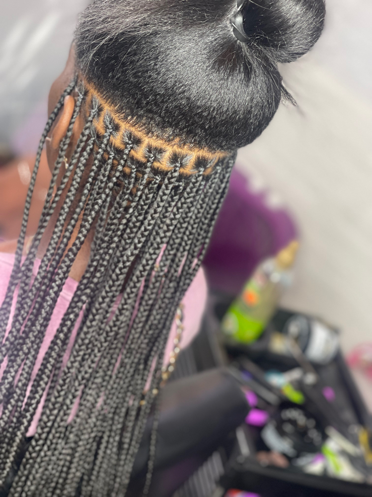 Small Knotless