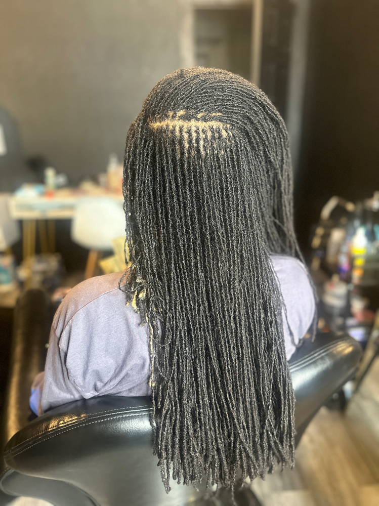 2 HR Sisterlocks/Microlocks Retie at The Salon Hub in Converse, TX