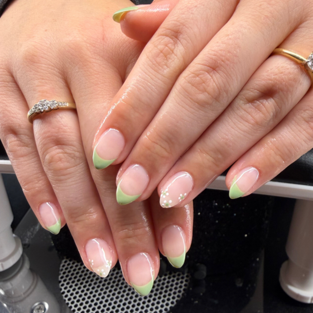 Minimal Design at JZM Esthetics & Nails in Cambridge, OH