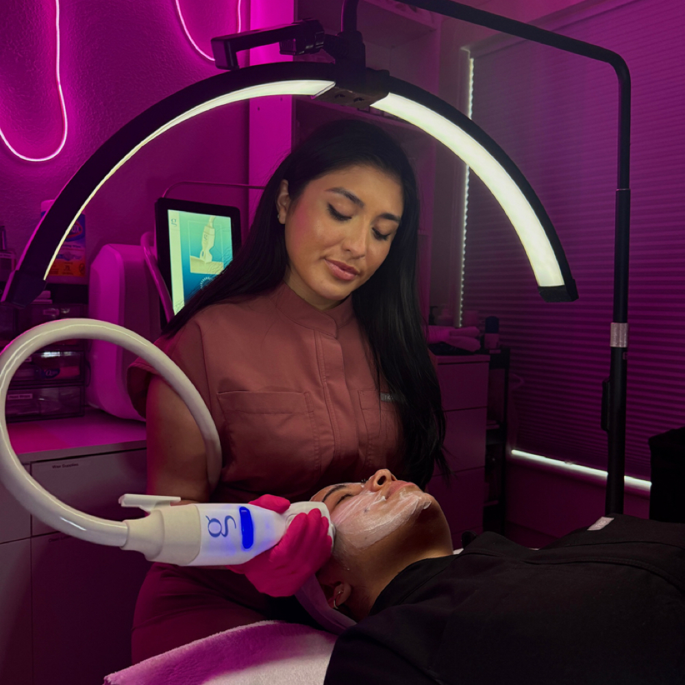 Glacial Gloss w/ Stephanie at Skin Beautique Aesthetics in Floresville, TX