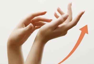 Hands at Carrie Anne’s Beauty Lab in Columbus, OH