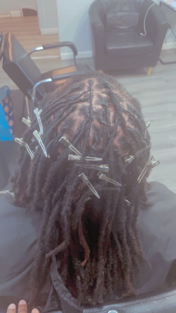 Loc Retwist