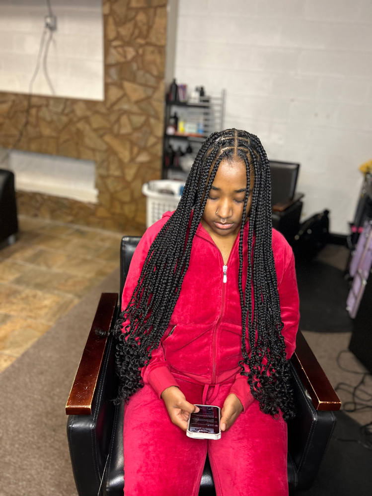 Medium knotless box braids