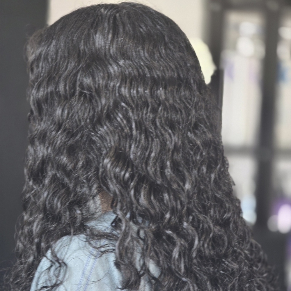 Curly Hair Cut at Dreamcuts and Styles Hair Salon in Fulshear, TX
