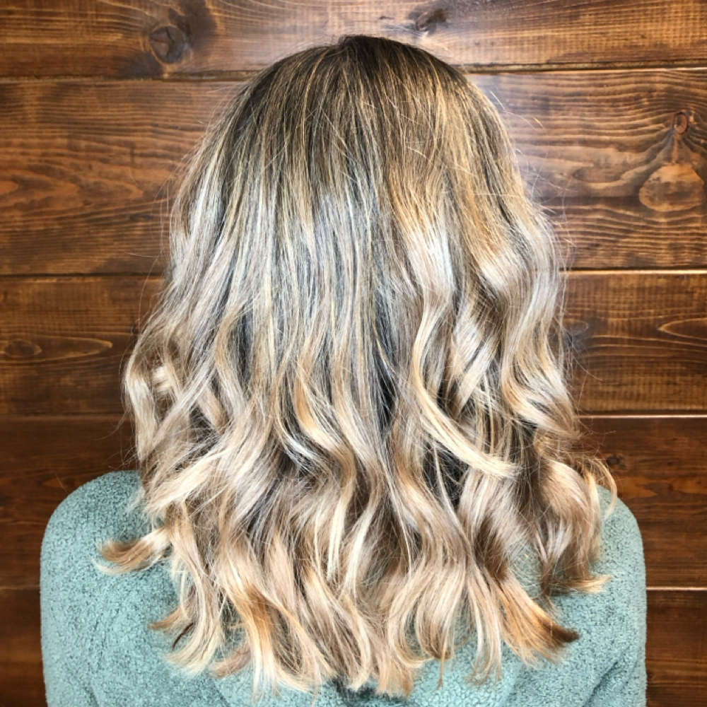 Full Foil / Balayage at Le posh salon in Merrimac, MA