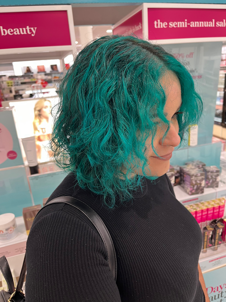 Curly Cut