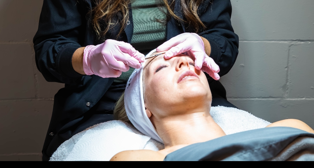 Dermaplane Facial