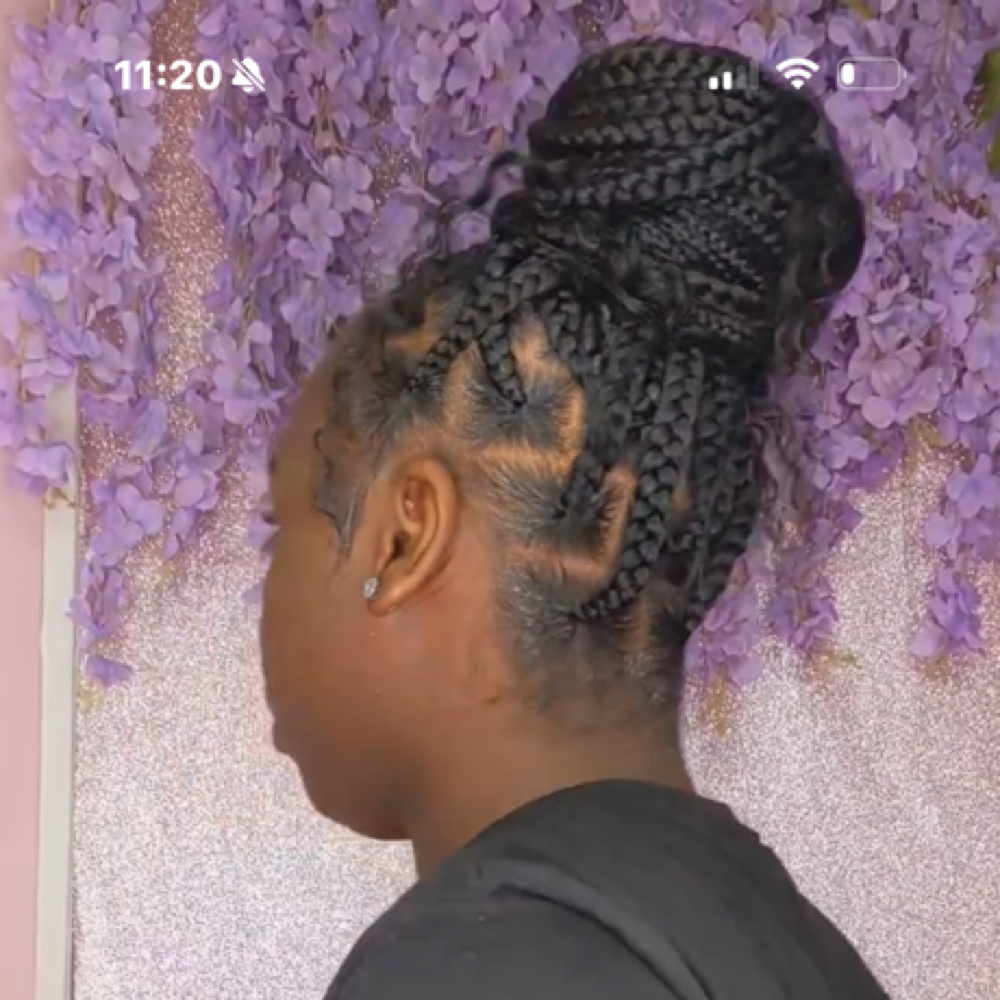 Large Knotless at Queen of knotless‼️👑 in Warren, MI