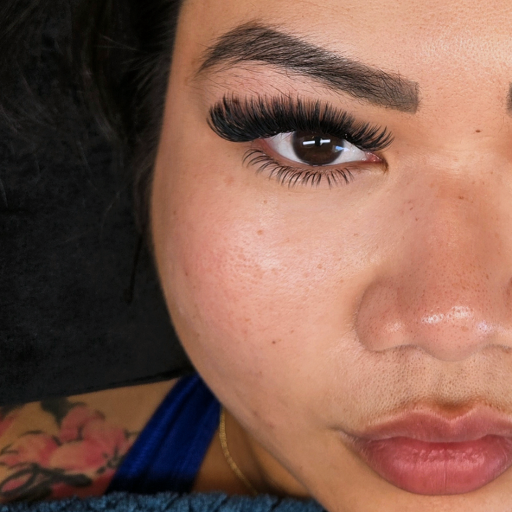 Bottom Lash Extensions