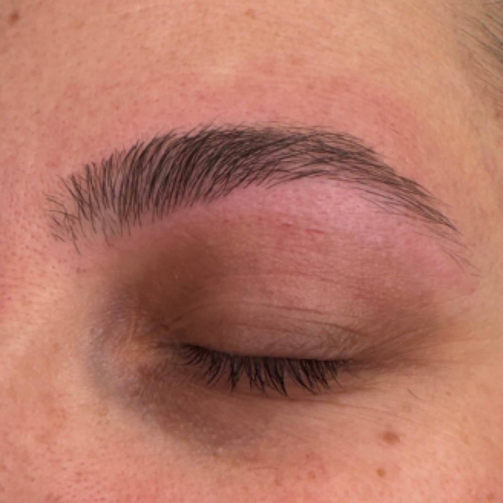 Eyebrow threading