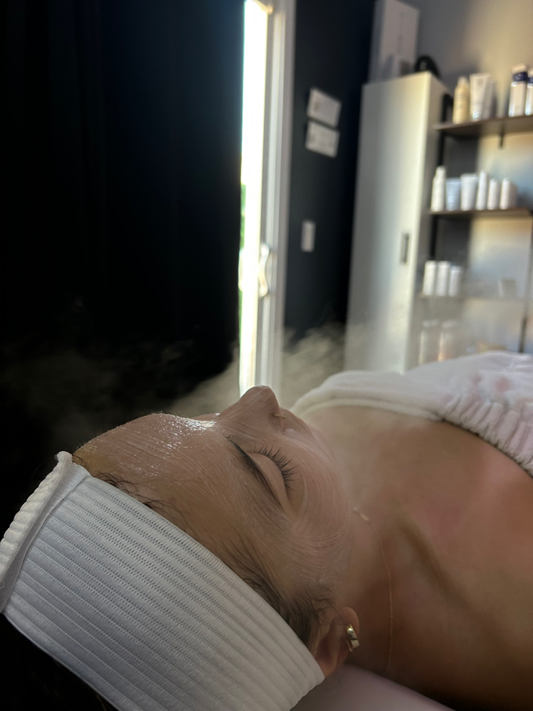 On the Glow Facial
