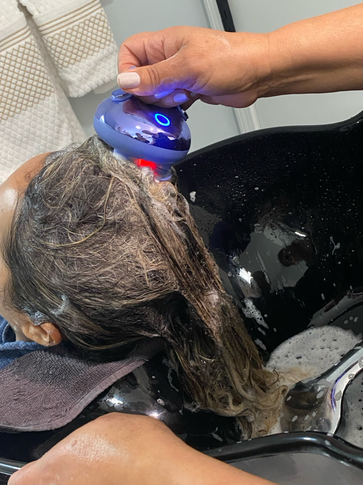 Scalp massage treatment