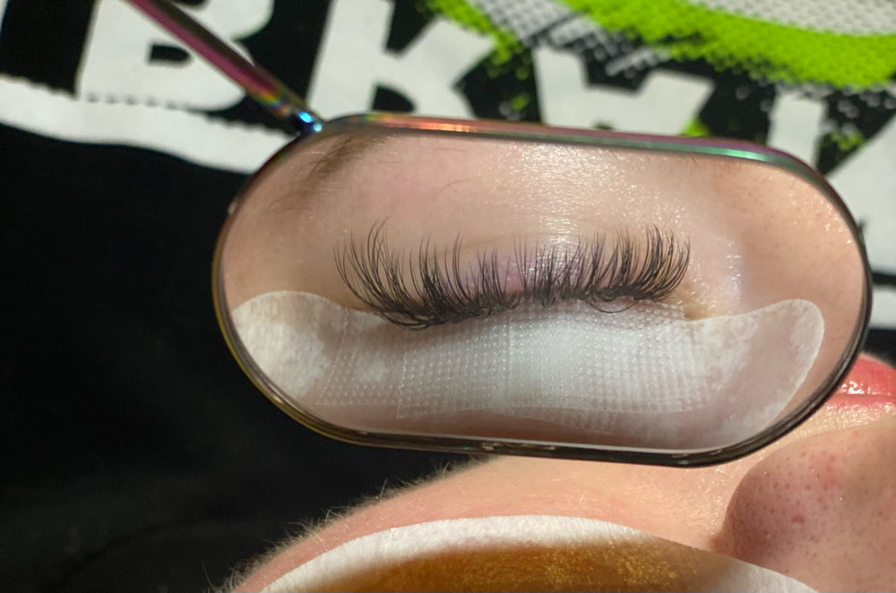 Lash Removal