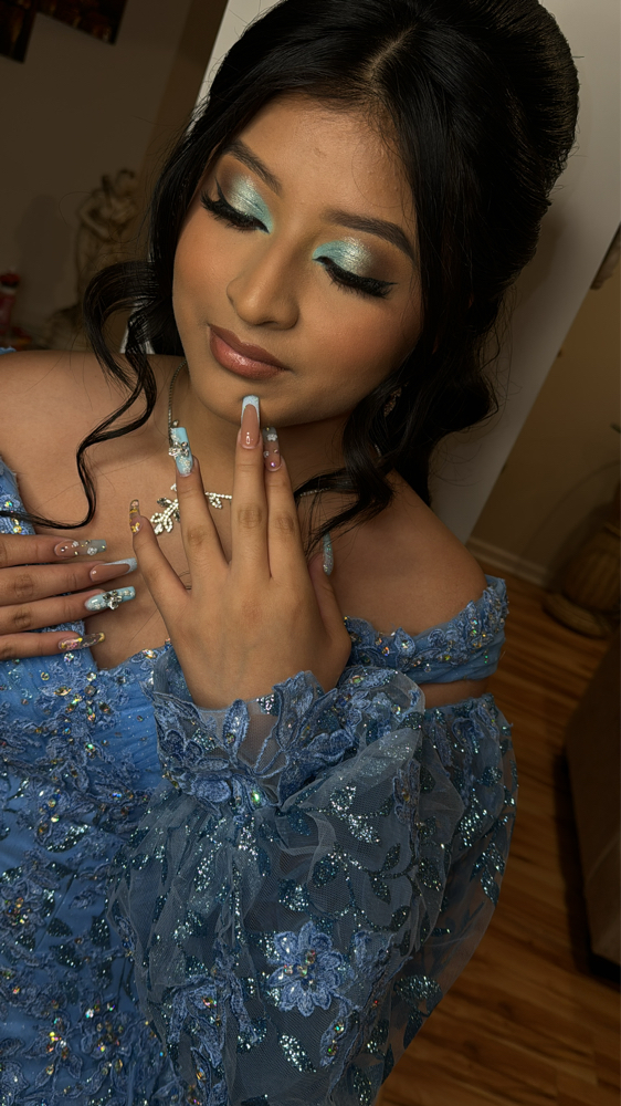 Quinceañera Caroline
