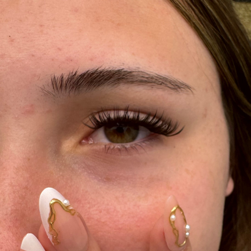 Clustered Lashes at Lujean La’Shay in Rock Hill, SC