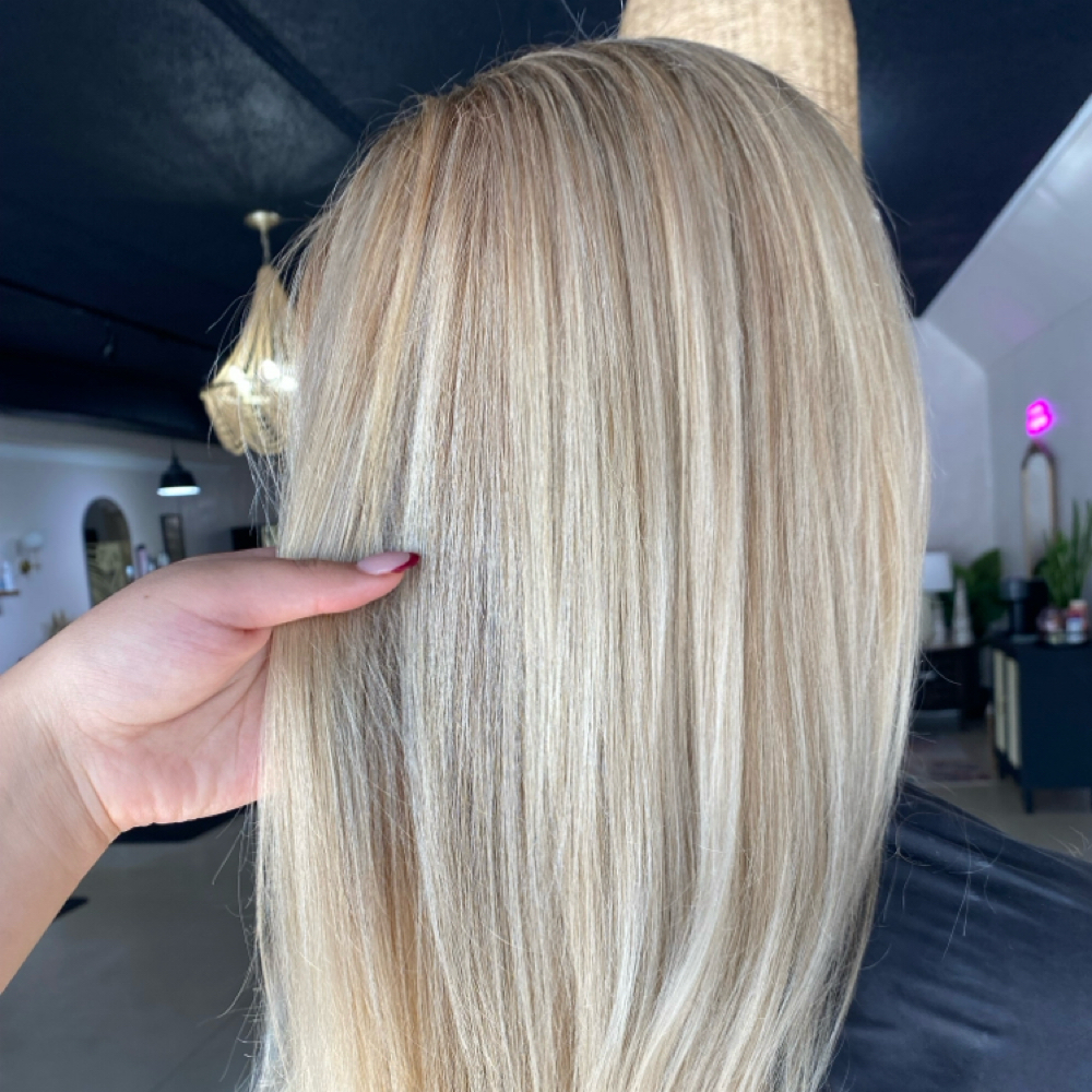 Full Foil Highlights at Alida Cardona in Foley, AL