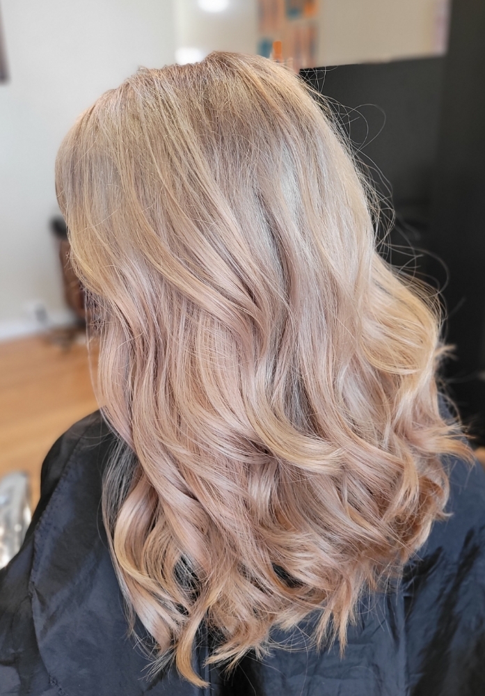 Event Styling/Blow-Outs/Up-Do's