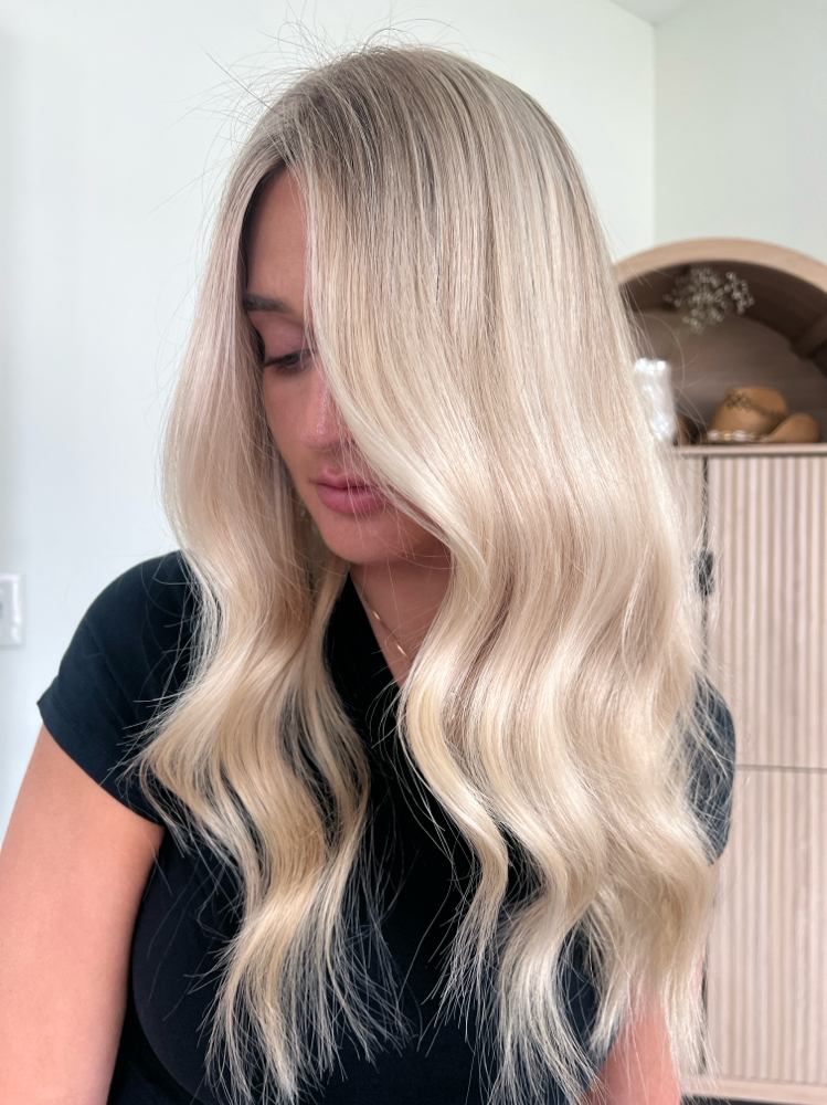 Morgan - Full balayage + Haircut
