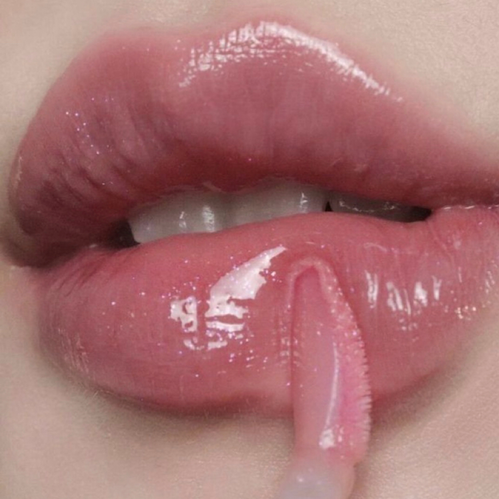 Lip Mask & Lip Scrub.