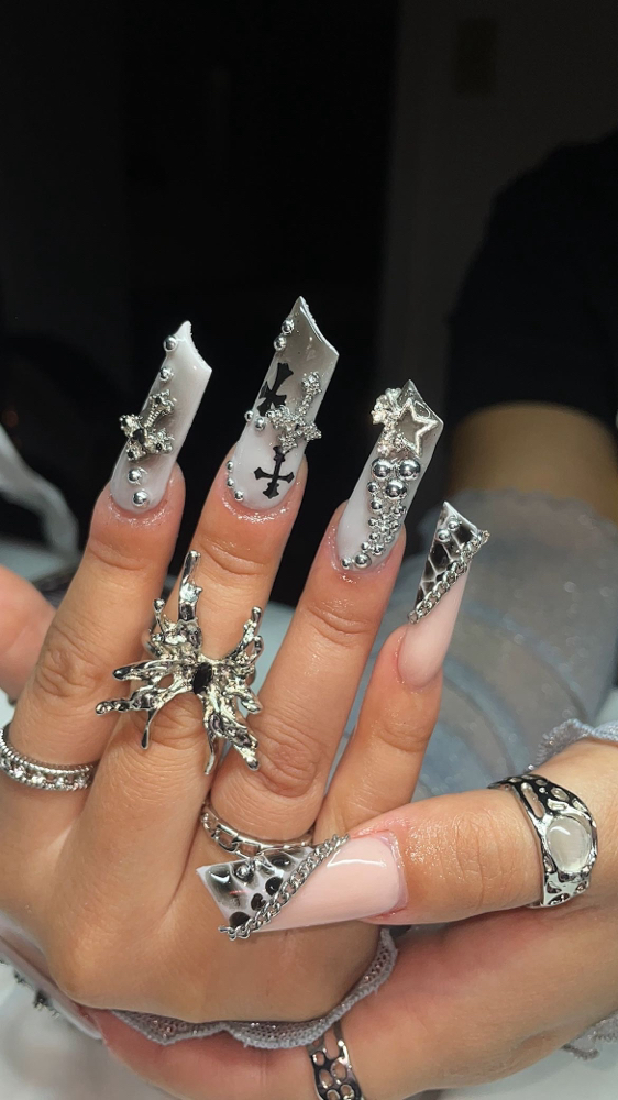 Freestyle Nails
