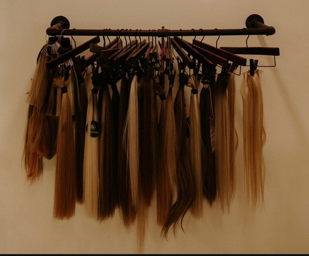 HAIR EXTENSION