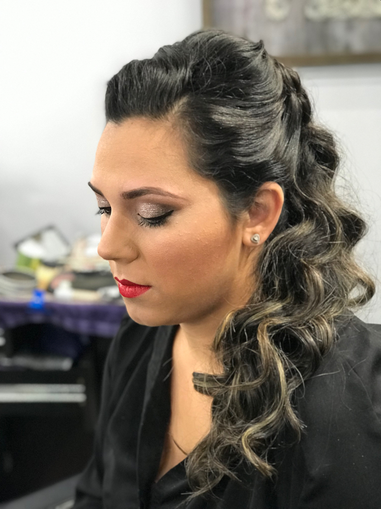 Makeup - Application w/Roxy
