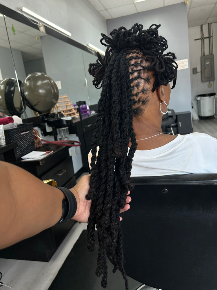 Length Add-Ons 📏 at Intrinsting Styles in Addison, TX