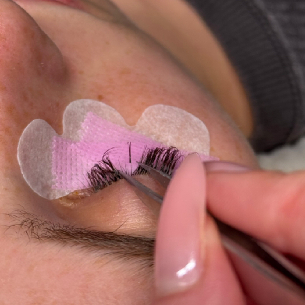 FILL IN (VOLUME SET) at lashluxenm in brooklyn, NY