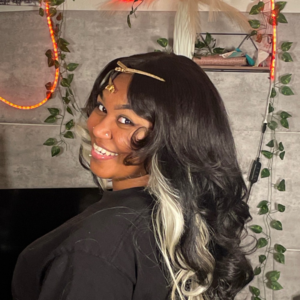 Closure Sew In at Lavished.rinaii in Victorville, CA
