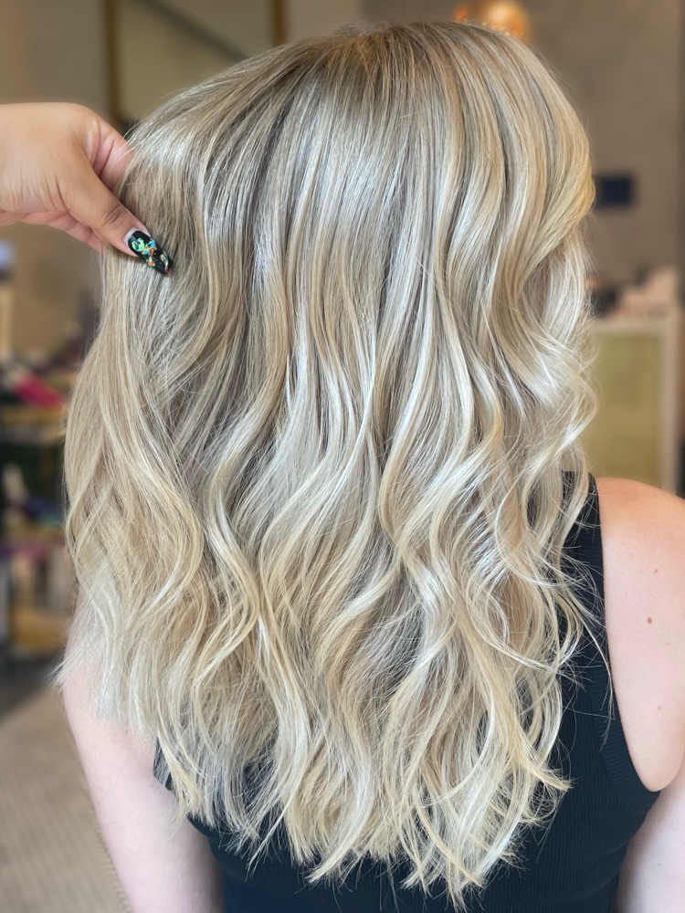 Full Foil Highlight & Haircut