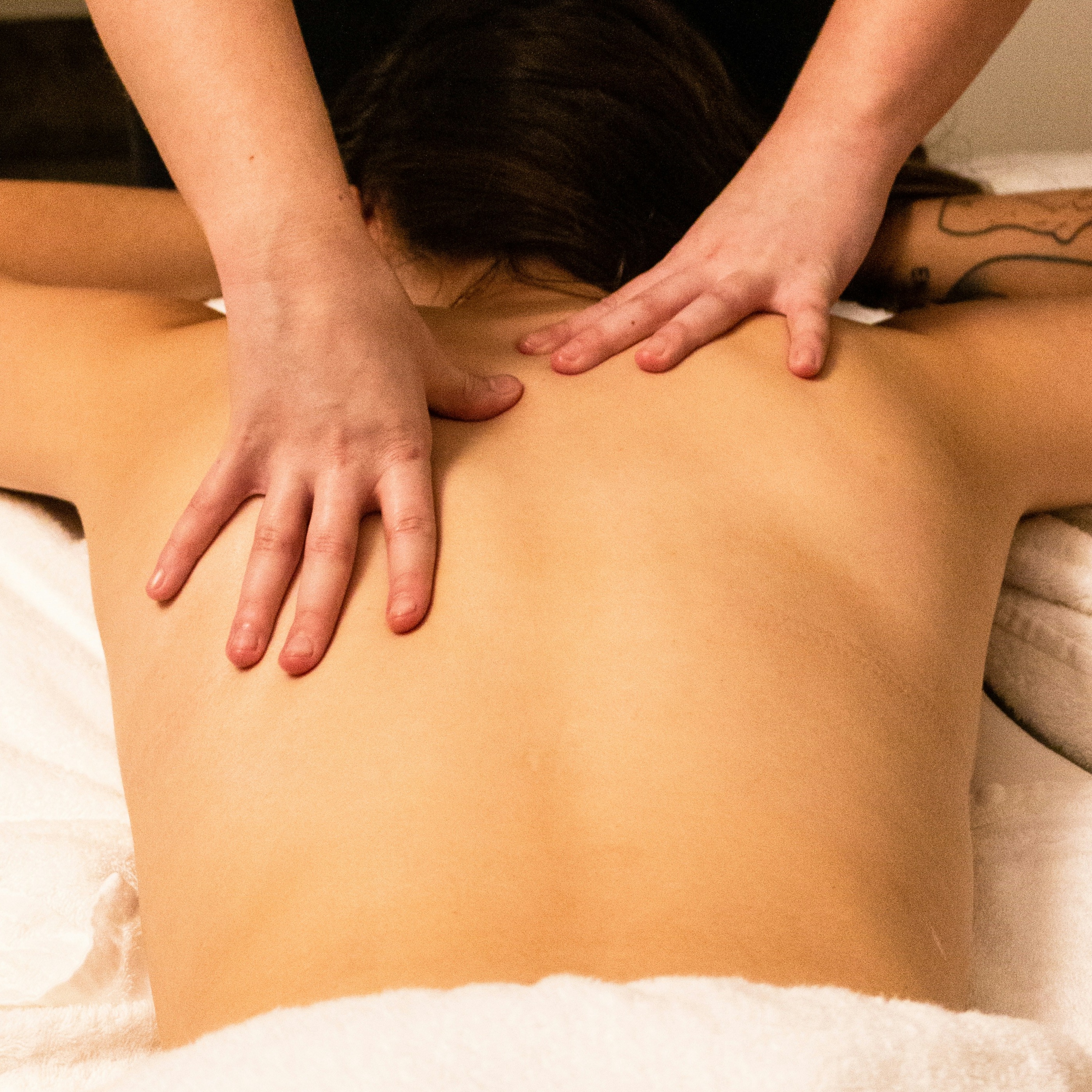 60 Minute Therapeutic Massage at Rapid Relief Therapy in Maitland, FL