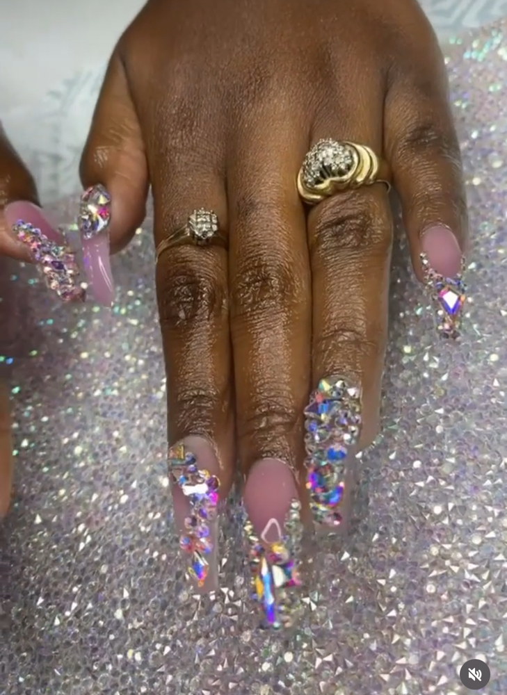 Fully blinged nail