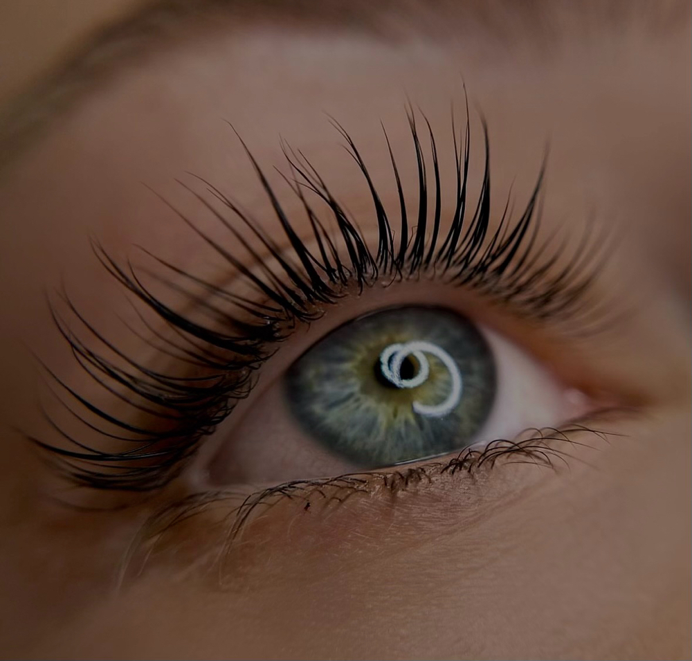 Lash Lift And Tint