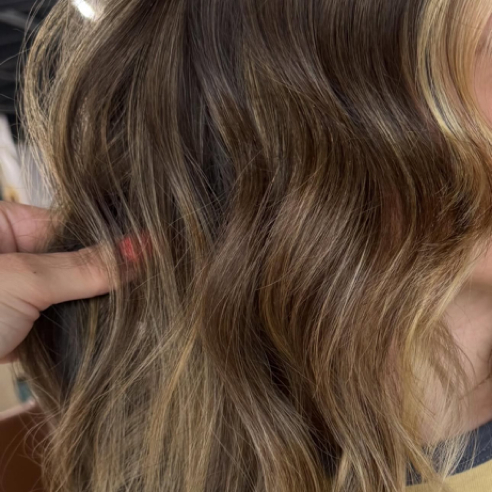 LOW-MAINENTANCE TRANSITION at Hairstylist Jaime in Worcester, MA