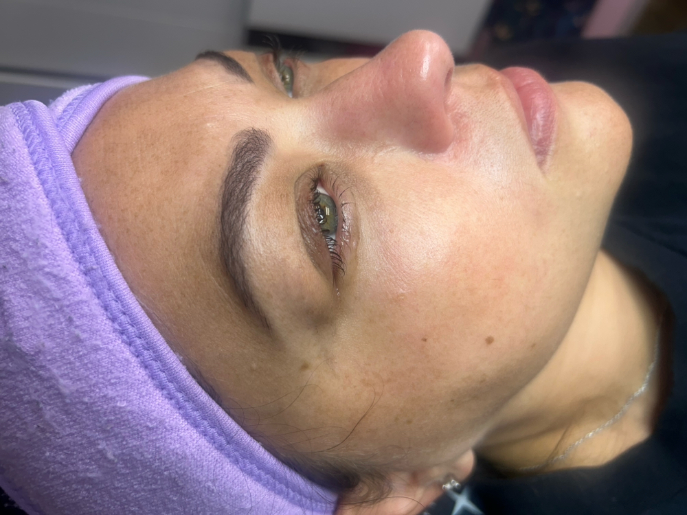 Brow Wax & Tint