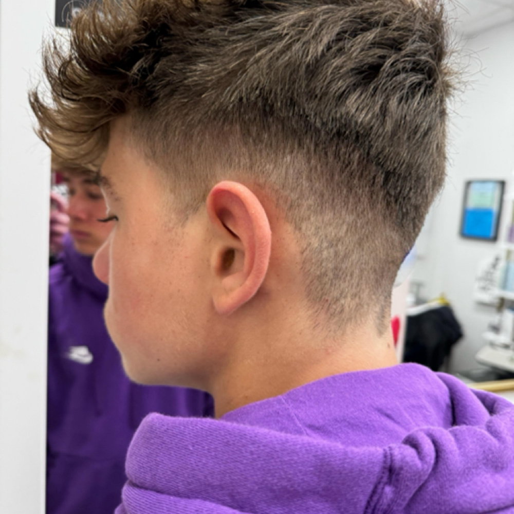 Mens Haircut (Clipper Cut) at Hampton Hair Company, LLC in Overland Park, KS