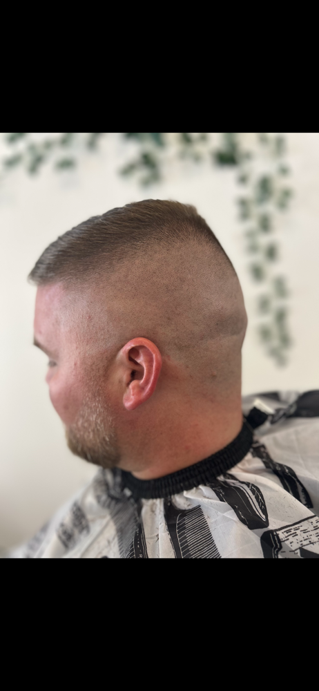 Detailed Razor Fade