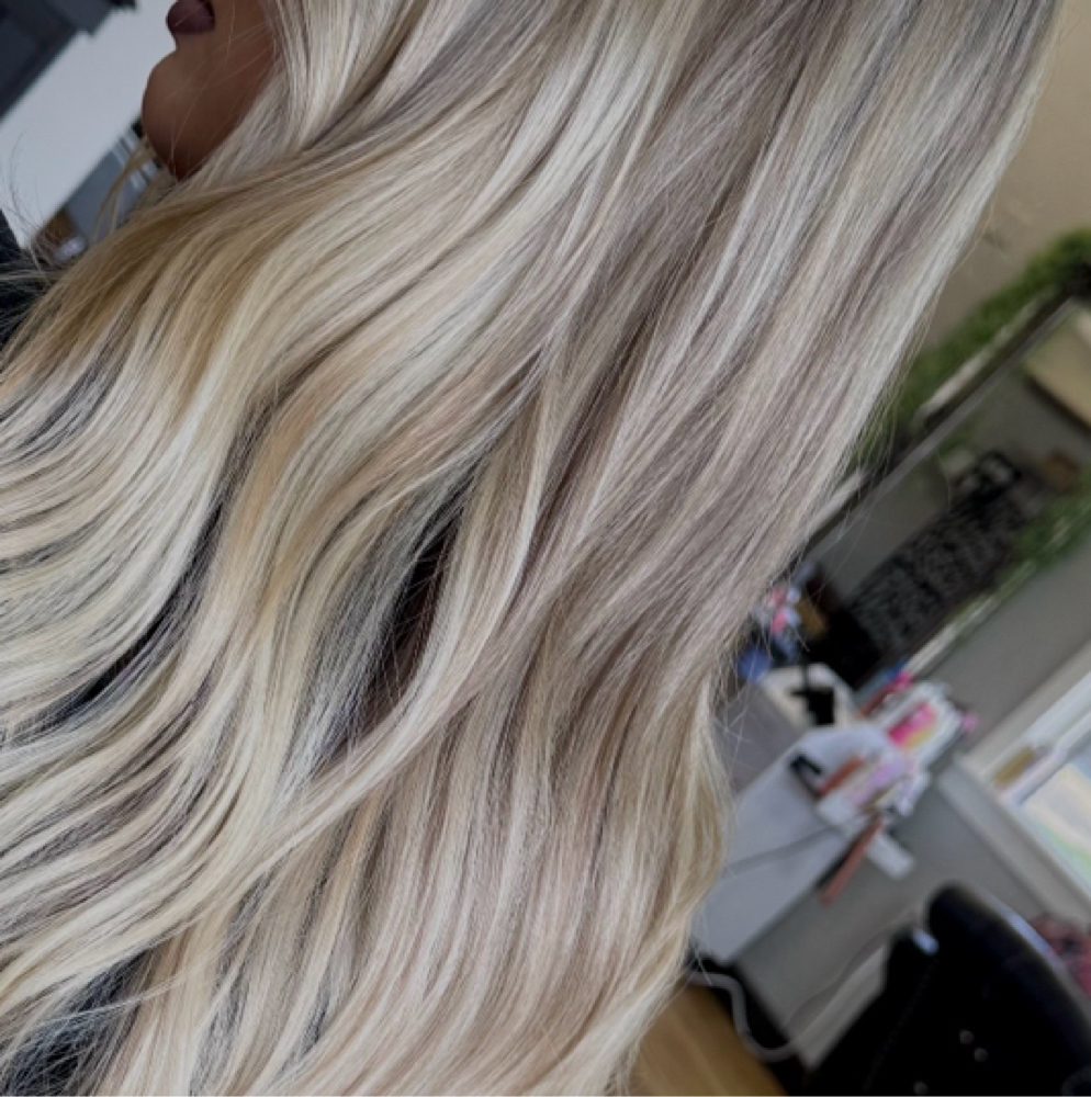 Blowout at BeautyXGabbs in Canton, TX