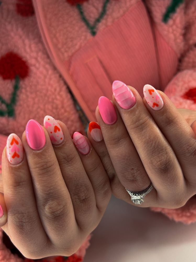 Level 2 Nail Art at Kaitlin Clark in Minford, OH