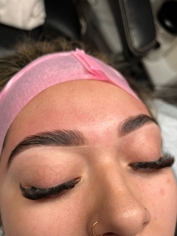 Brow Lami, Wax Sculpt & Tint DELUXE