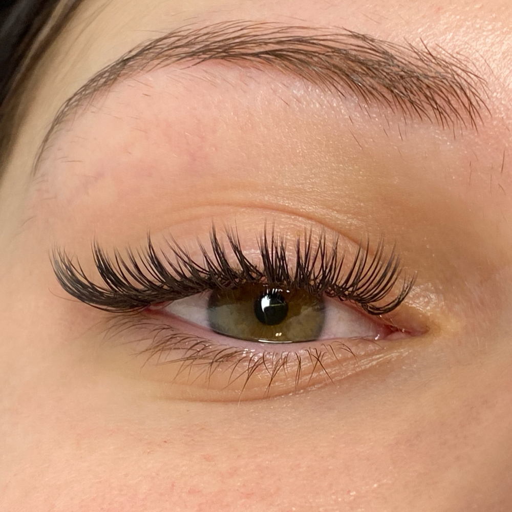 Medium Set at OOHMYLASH Studio in Brooklyn, NY